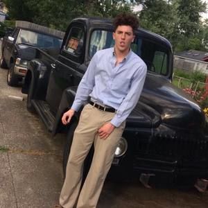 Meet your Posher, Andrew